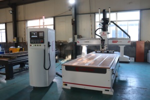 1325 1520 2030 2040 <strong>CNC</strong> 3D <strong>Router</strong> ATC <strong>CNC</strong> MACHINE for Furniture Making <strong>Auto</strong> <strong>Loading</strong> <strong>Unloading</strong> Table Woodworking
