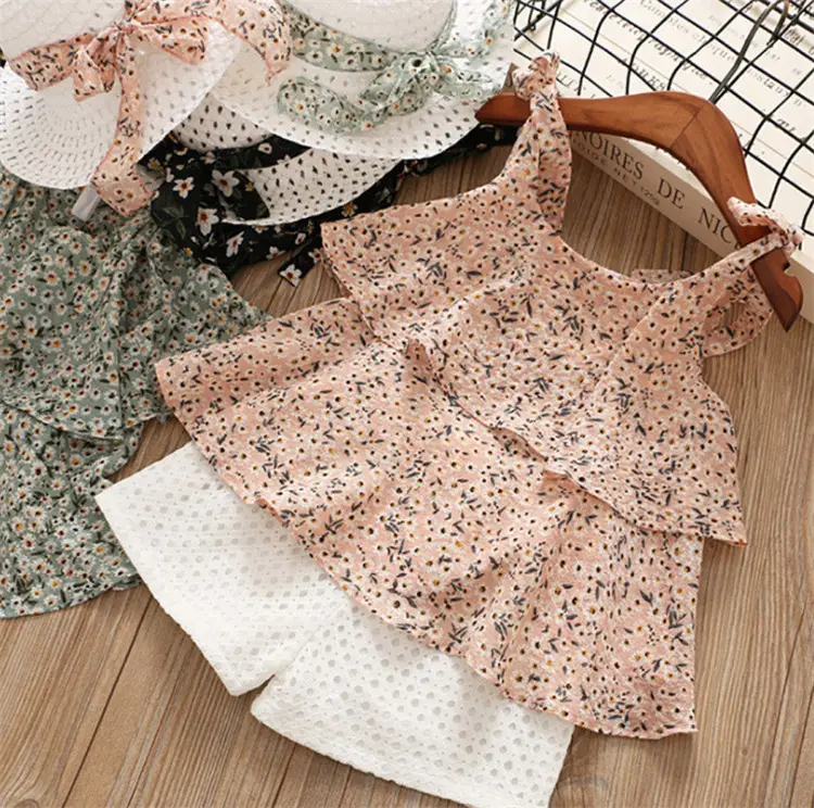 2-8 anni di Bambino Della Ragazza Che Coprono Gli Insiemi di Estate Floreale Chiffon Abbigliamento Per Bambini Set con il Cappello Dolce Camicia Senza Maniche Pantaloncini A due Pezzi Outfit