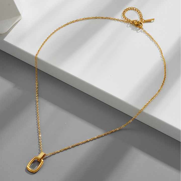 18K PVD Gold Stainless Steel Geometric Double Ring Pendant Necklace for Women | Minimalist Twist Rope Chain | Hypoallergenic