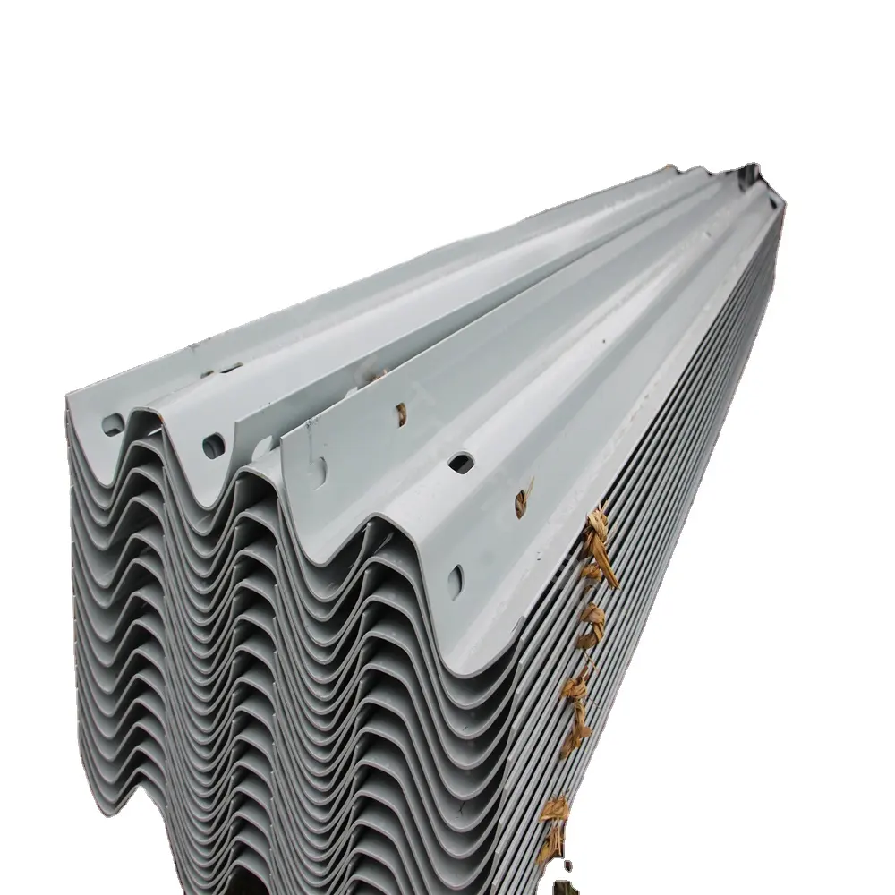 Produttori di resistenza alla produzione di guardrail per autostrada produttori di lavorazione dell'acciaio zincatura a caldo poco costoso