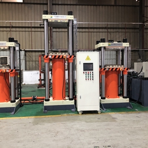 Pressa a caldo ad alta precisione in fibra di carbonio macchina Servo pressa idraulica a quattro colonne con più programmi personalizzabili - Product Image 2