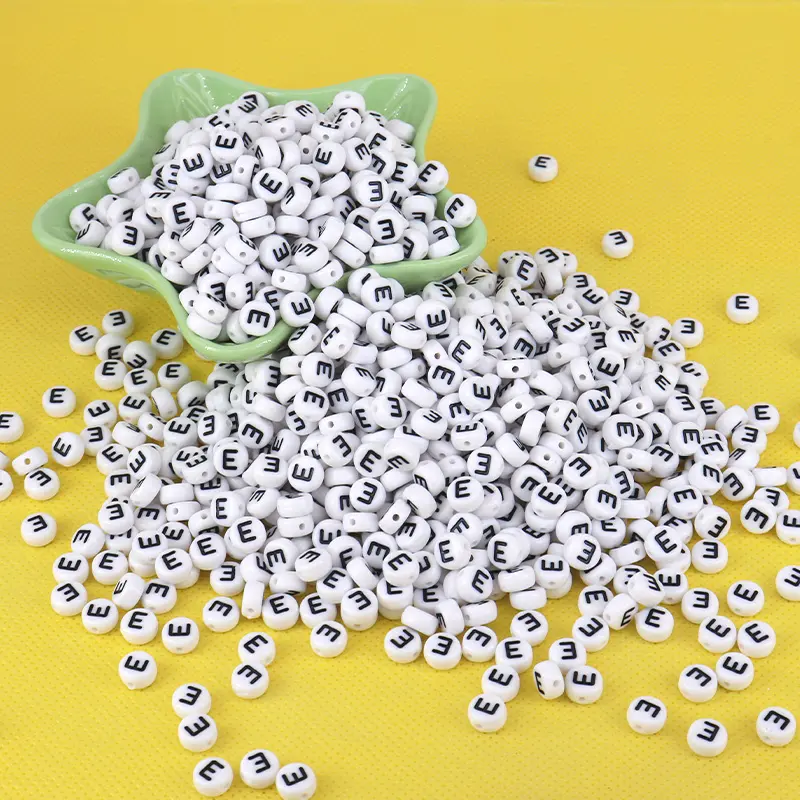 100 unids/pack 4x7mm plano redondo blanco letra alfabeto cuentas para pulsera collar DIY cuentas acrílicas para Material de fabricación de joyas