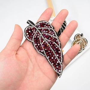 Karışık şekil kristal demir on desen düzeltme Rhinestone yamalar mektup yay giysi aplike rozeti T-Shirt baskı - Product Image 5
