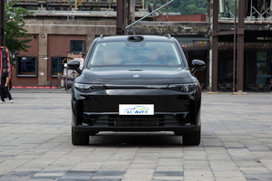 <strong>2025</strong> Leapmotor C16 Model High Quality Advanced Technology SUV Smart Version 200 Extended Range New Energy Vehicle Family SUV - Product Image 2