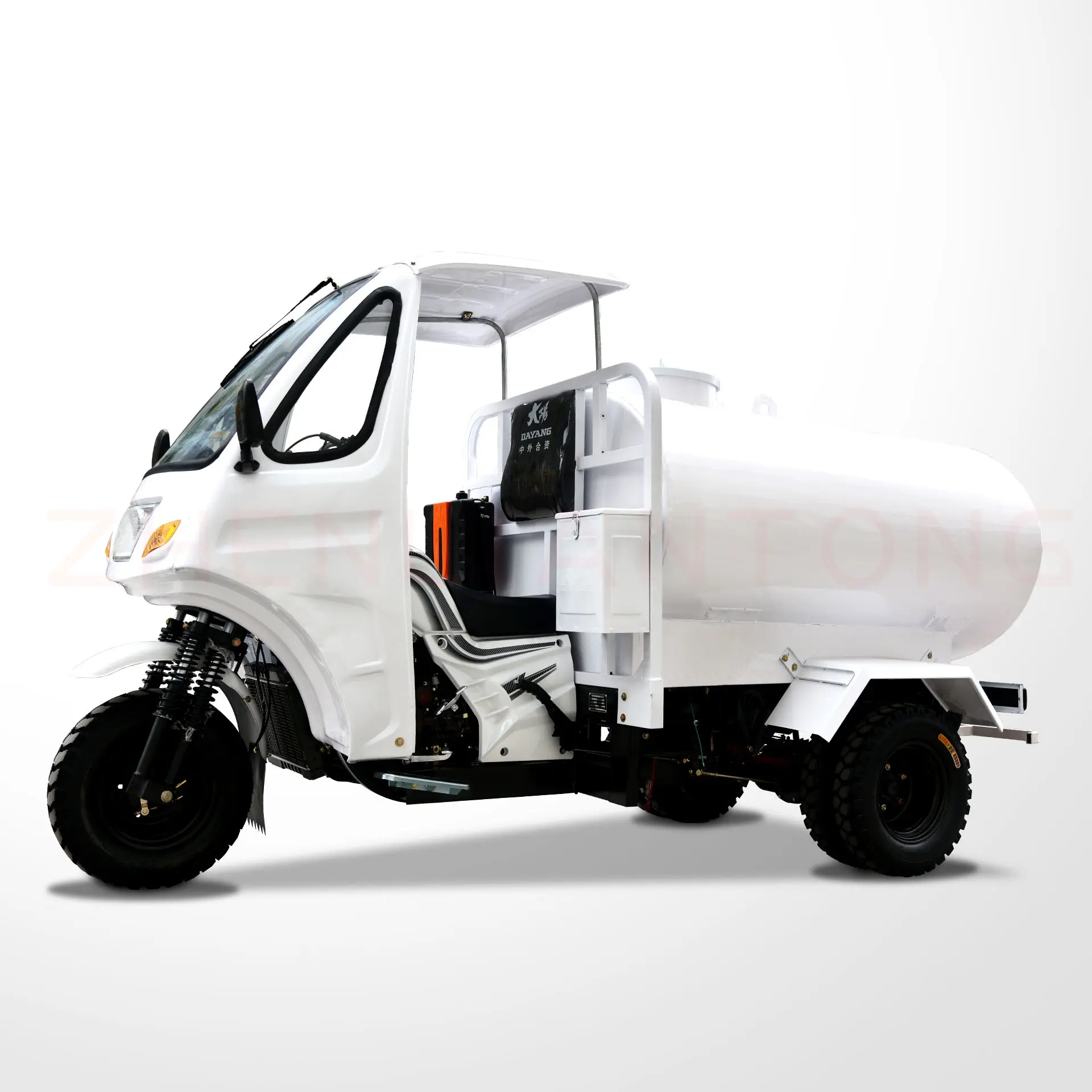 African new hot popular fashionable tank water tricycle tuk tuk three wheel motorcycle 250cc water tank tricycle