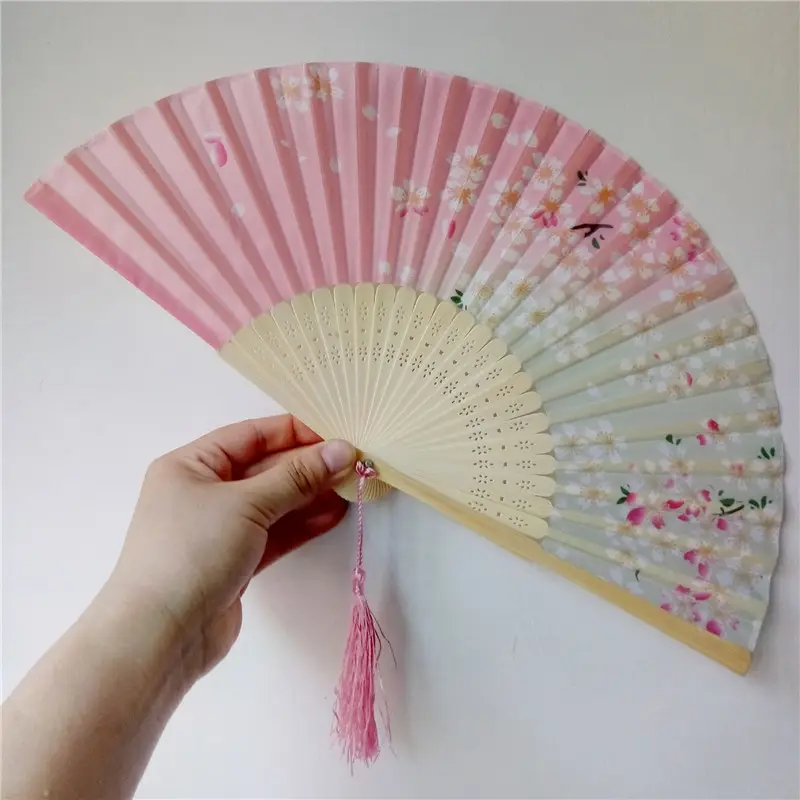 Éventail pliable en forme de fleurs de cerisier, Style japonais rétro Vintage avec bordure en bois, décoration pour fête de mariage