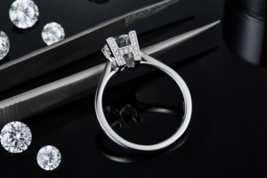 Mong Muốn Đồ Trang Sức 1CT Vuông Claw Thiết Lập 5/5.5/6/6.5 Mm Moissanite Đám Cưới Tuyệt Vời Phụ Nữ Nhẫn Solitaire 925 Sterling Silver Bạc - Product Image 6