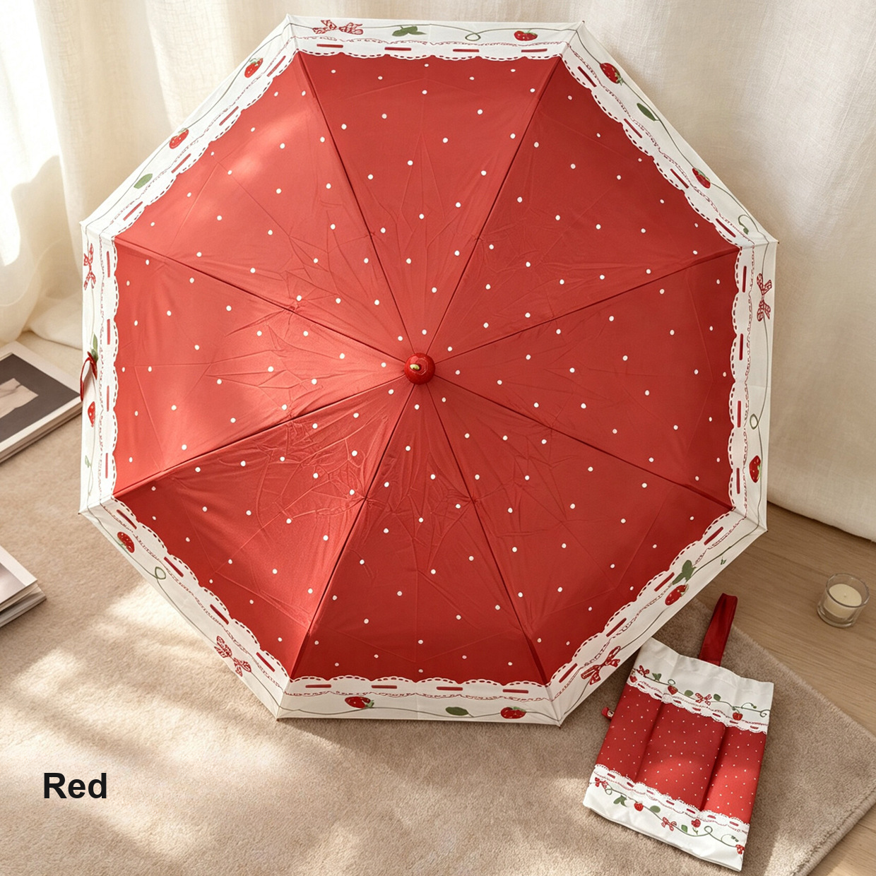 Bordure de fraise sur fond rouge