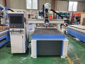 Popular 1325 Servo CNC Router Machine para puerta de armario de cocina ATC Wood Factory Direct Syntec Bearing Motor Pump PLC Gearbox - Product Image 4