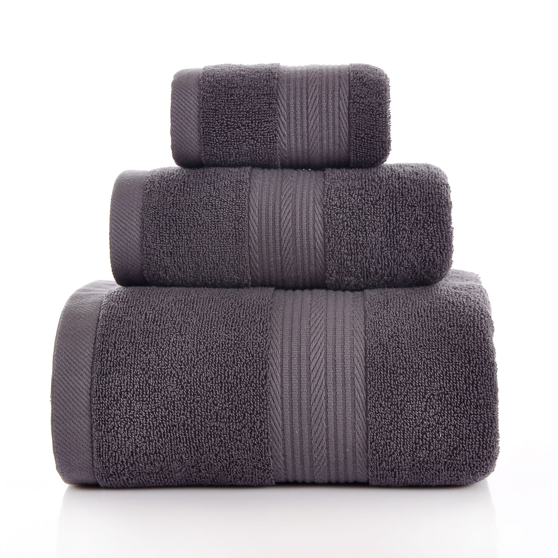 Gris foncé