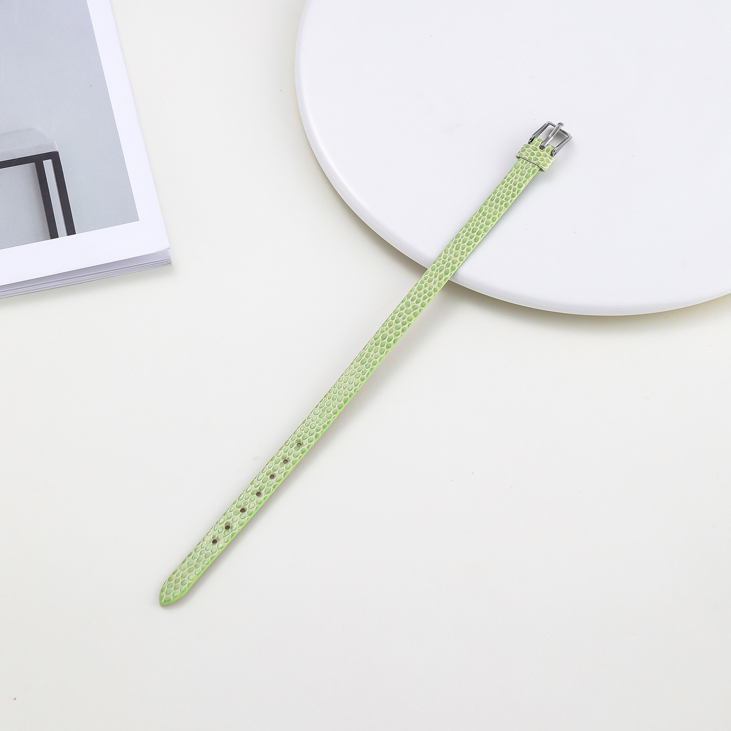 Boucle carrée en acier de 8 mm, vert clair (env.220 mm de long)