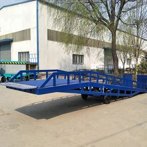 Mobile Hochleistungs-Lade brücke für Gabelstapler und Anhänger mit glattem Hydraulik system - Product Image 4