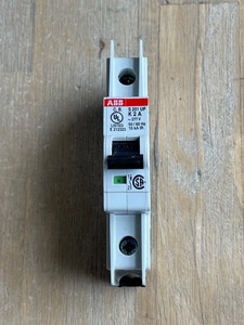 Nuovo e originale Plc S201UP K2A interruttore 1 polo 2A PLC Controller di programmazione - Product Image 2