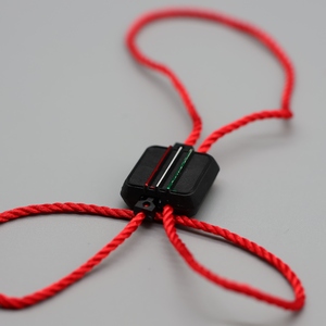 Producto de poliéster personalizado Cadena de sello de etiqueta de tela con logotipo Cadena de etiqueta colgante de plástico - Product Image 5