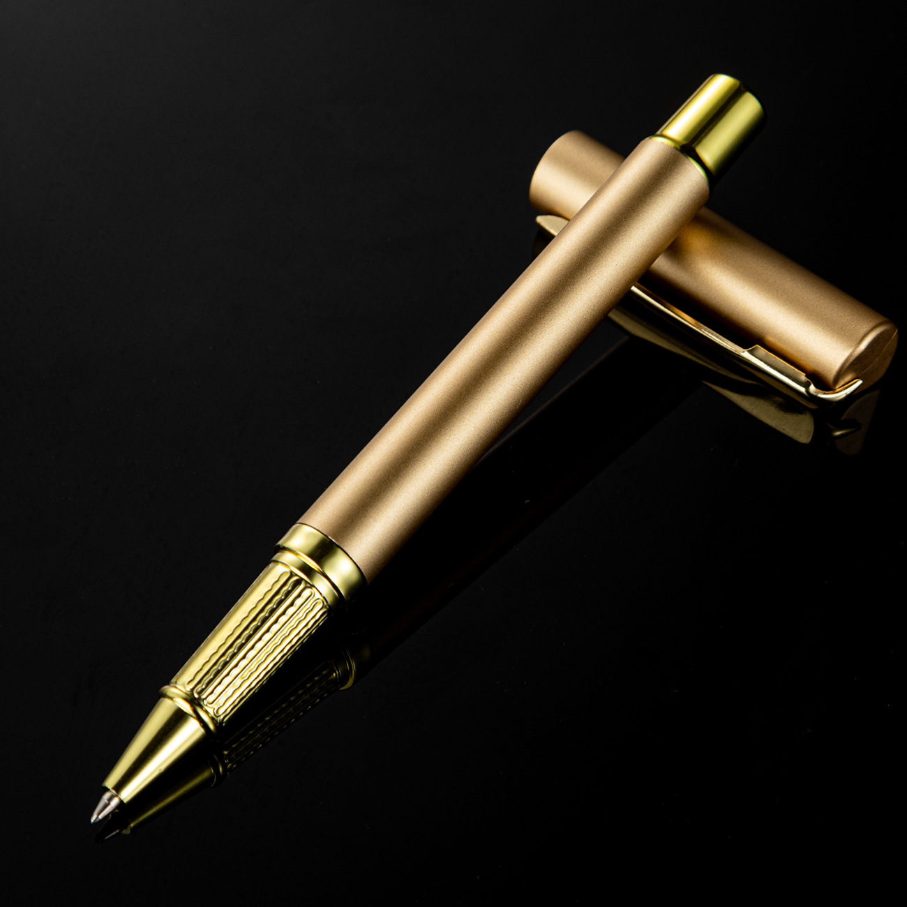 Champagne Gold (Gold)