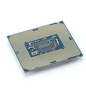 Barato Original escritorio core I5 I7 I9 procesador 2,8, 2,9, 3,6, 4,6 de 5,0 Ghz de 4 8 10 núcleos 8 16 20 hilos procesador de cpu