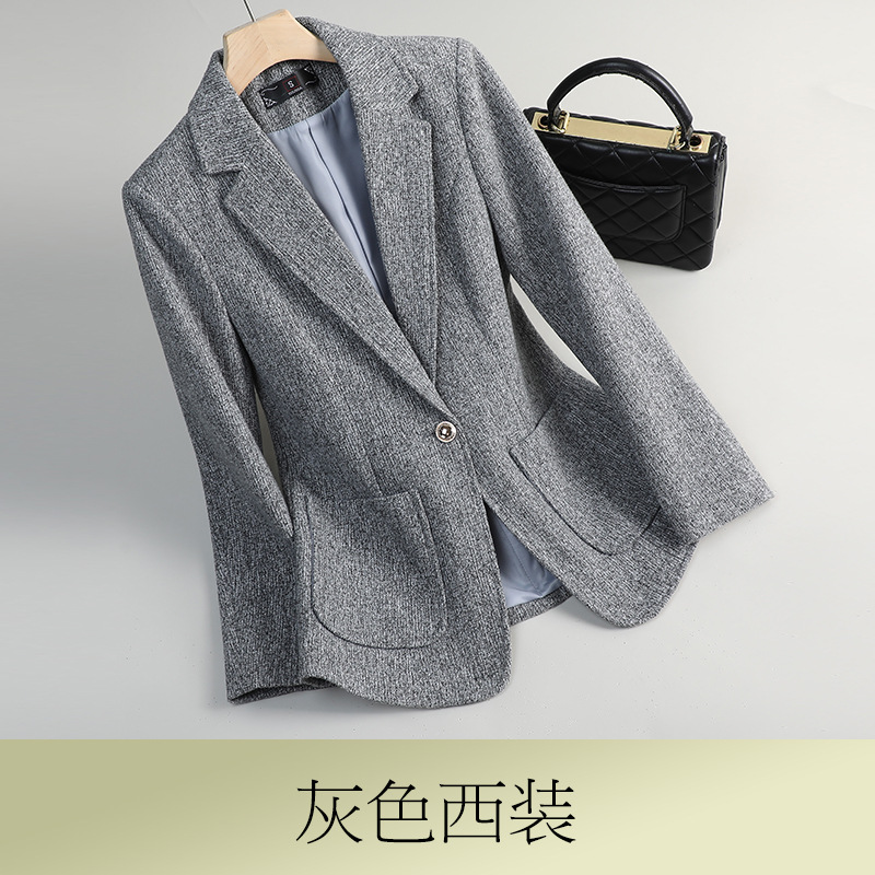 gray suit