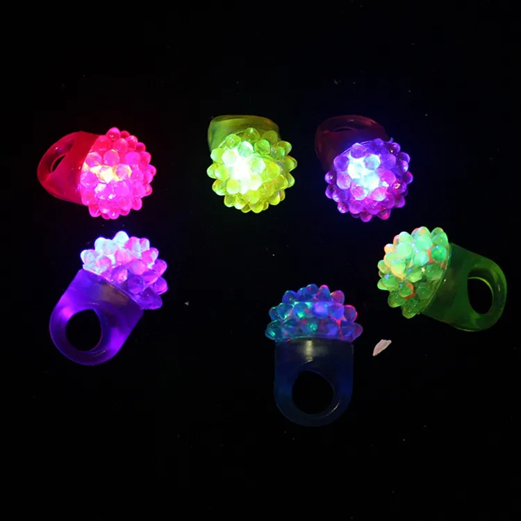 Hstyle LED Light Up Ring-Coloré Clignotant Bumpy Anneaux Doigt Jouets Anneaux Partie Bachelorette Fête Concert Cadeaux SL013