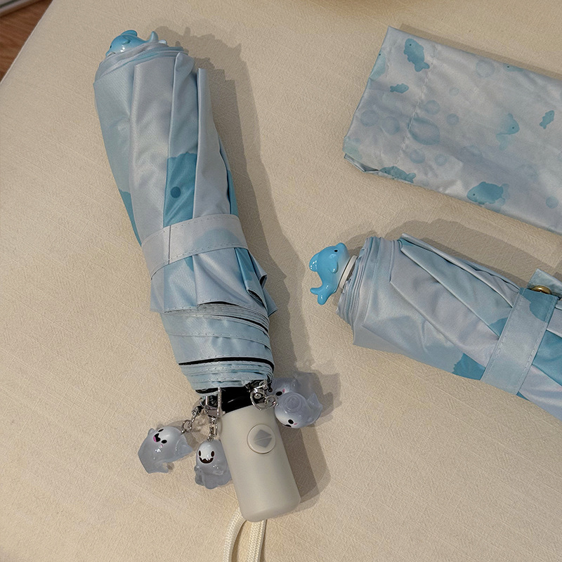 Blue automatic with fish