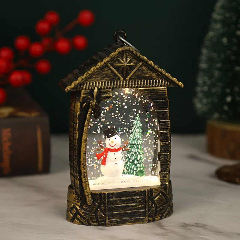 Bonhomme de neige maison en paille dorée brossée