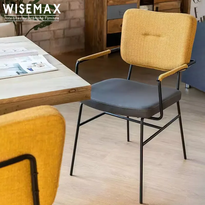 Wisemax conjunto de móveis vintage para restaurantes e cafeterias, Silla de Comedor con Brazos, poltrona de jantar com estrutura de metal e encosto estofado