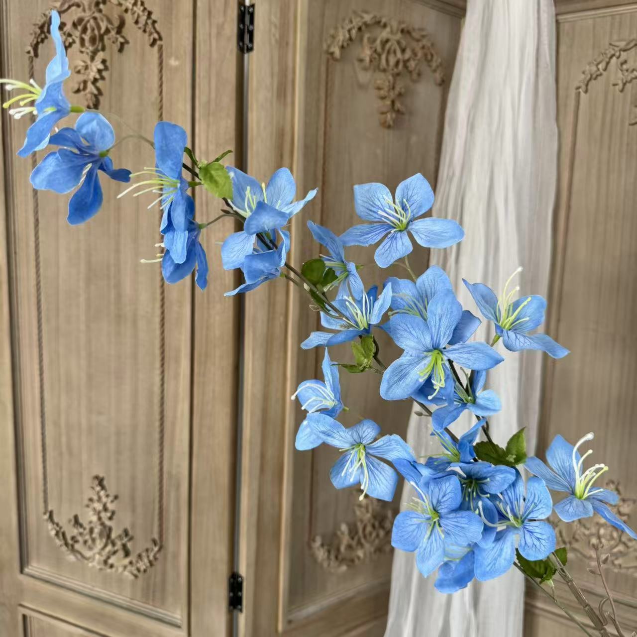 Blu-chiaro