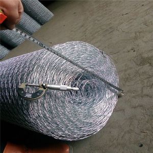 Costruzione GI esagonale expanded metal wire mesh/colore verde PVC rivestito di pollo di compensazione - Product Image 4