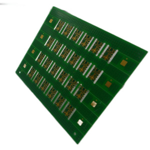 PCB หุ้มวงจรอะลูมิเนียมแกนพร้อมชั้นฉนวนอิเล็กทริกเซรามิกหนา2.0มม. ทองแดง4ออนซ์สำหรับระบบไฟ LED กำลังสูง - Product Image 1
