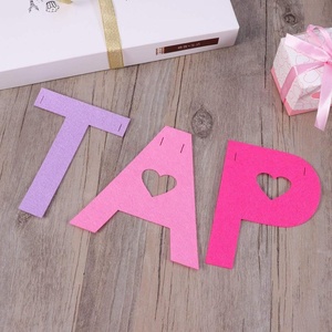 Lovely Felt Happy Mother's Day Banner with Capitalized Letter and Hearts Cutouts Bunting Garland Decoration - Product Image 4