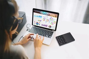 Rechargeable Wireless <strong>Numeric</strong> Keypad <strong>Keyboard</strong> 2.4G Aluminum 22-Key Number Pad With Touchpad for PC Mac.Book Windows Laptop - Product Image 6