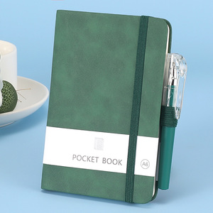 OEM A7 PU Cuaderno de cuero con correa elástica Logo Marca Diario Bloc de notas para estudiantes 100 Hojas interiores A5 y A6 Tamaños - Product Image 1