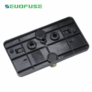 Hot Selling 4 Way Blade Fuse Box Fuse Block for Car Boat Marine Caravan 12V 24V <strong>One</strong> <strong>Inputs</strong> <strong>Four</strong> <strong>Outputs</strong> - Product Image 3