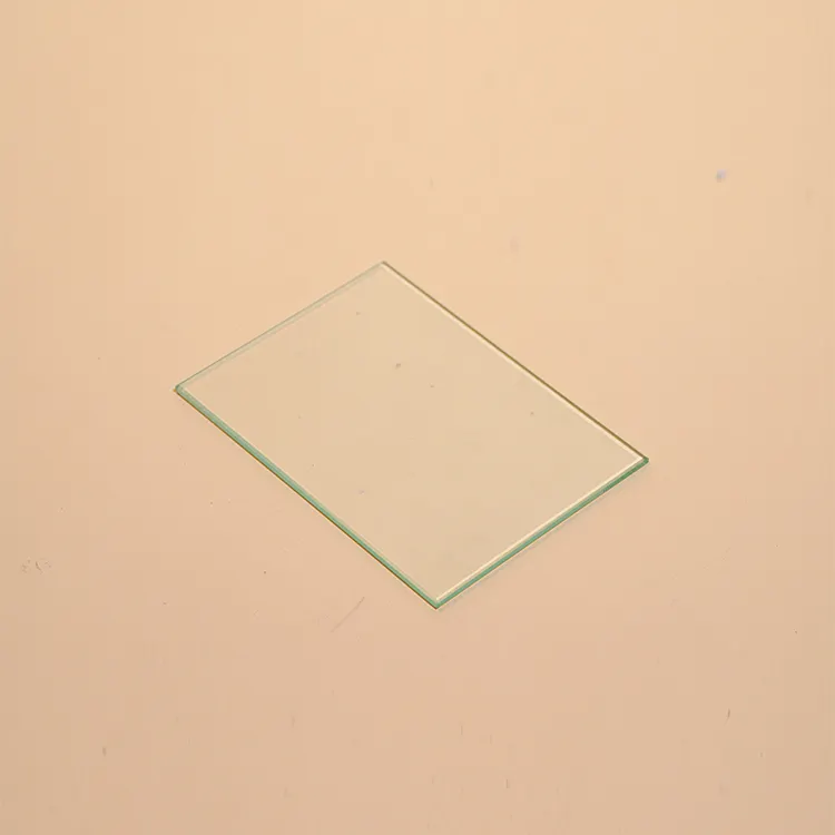 Buen precio 12mm vidrio templado ultra claro para vidrio de baño
