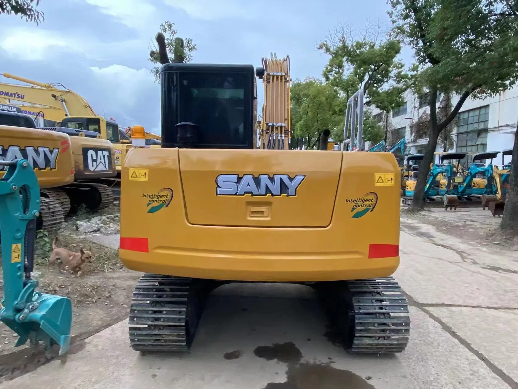 油圧ポンプ中古Sany Sy95c掘削機SANYSy95cpro大型掘削機中国提供ISUZU Kawasaki