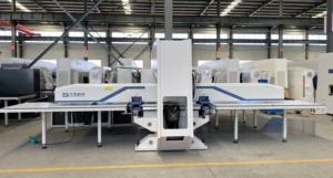 Punzonadora de torreta ServoCNC de D-ES300, prensa de perforación CNC con alta velocidad