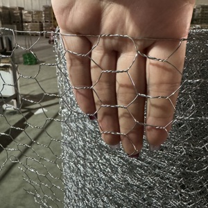 Оцинкованная шестиугольная сетка для габионов, подпорных стен, DIY-проектов и аквакультурных моделей - Product Image 2