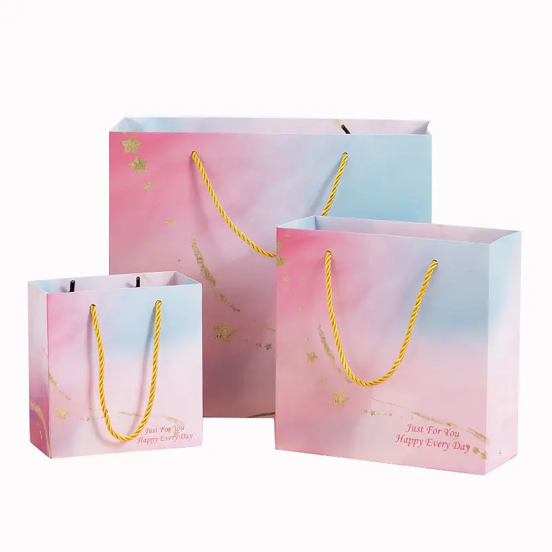 Luxus benutzer definierte Logo Heiß prägung kleine mittlere und große Seil griff Shopping Geschenk Papiertüte zum Verpacken von Kleidung