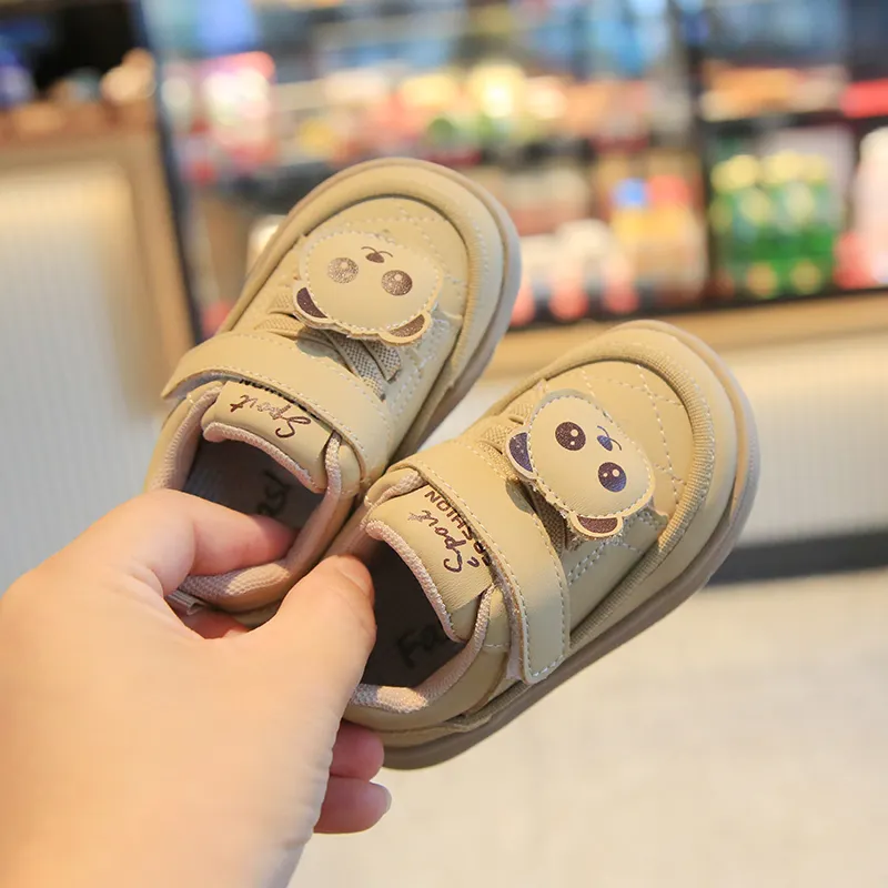 Klasik tulumları ayakkabı toptan tasarımcı çocuk Sneakers çocuklar için spor ayakkabı kızlar özel moda rahat ayakkabılar