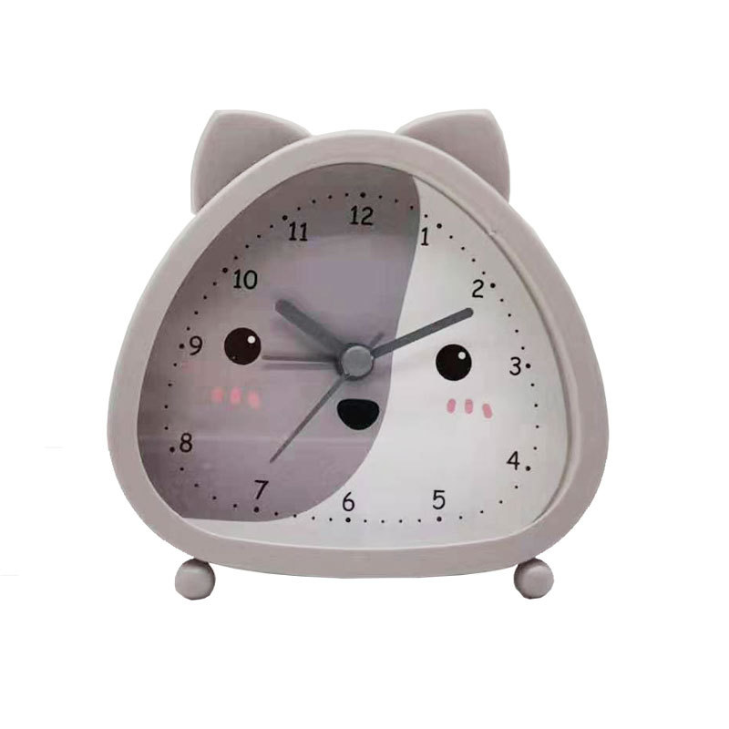 Horloge de chat gris triangle (CT2325Z #2)