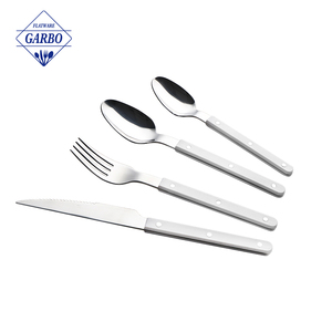 China Factory Jieyang Elegant New Arrival 16pcs Cutlery Set Stainless Steel <strong>Flatware</strong> with <strong>Red</strong> ABS Plastic <strong>Handle</strong> - Product Image 3