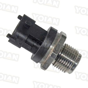 Yüksek kaliteli ekskavatör motor parçaları yakıt rayı basınç sensörü anahtarı 0281002937 <span class=keywords><strong>20973777</strong></span> EC210B inşaat makine parçaları için