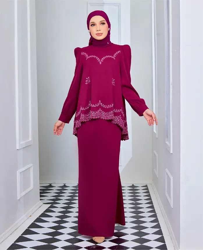 แฟชั่นเสื้อผ้าอิสลามผู้หญิงการออกแบบชุด Baju Kurung ชุดมุสลิม
