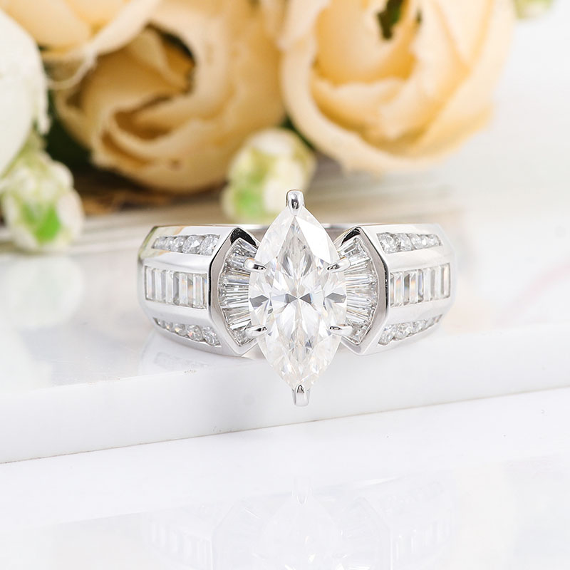 Bague moissanite en or massif 18 carats véritable