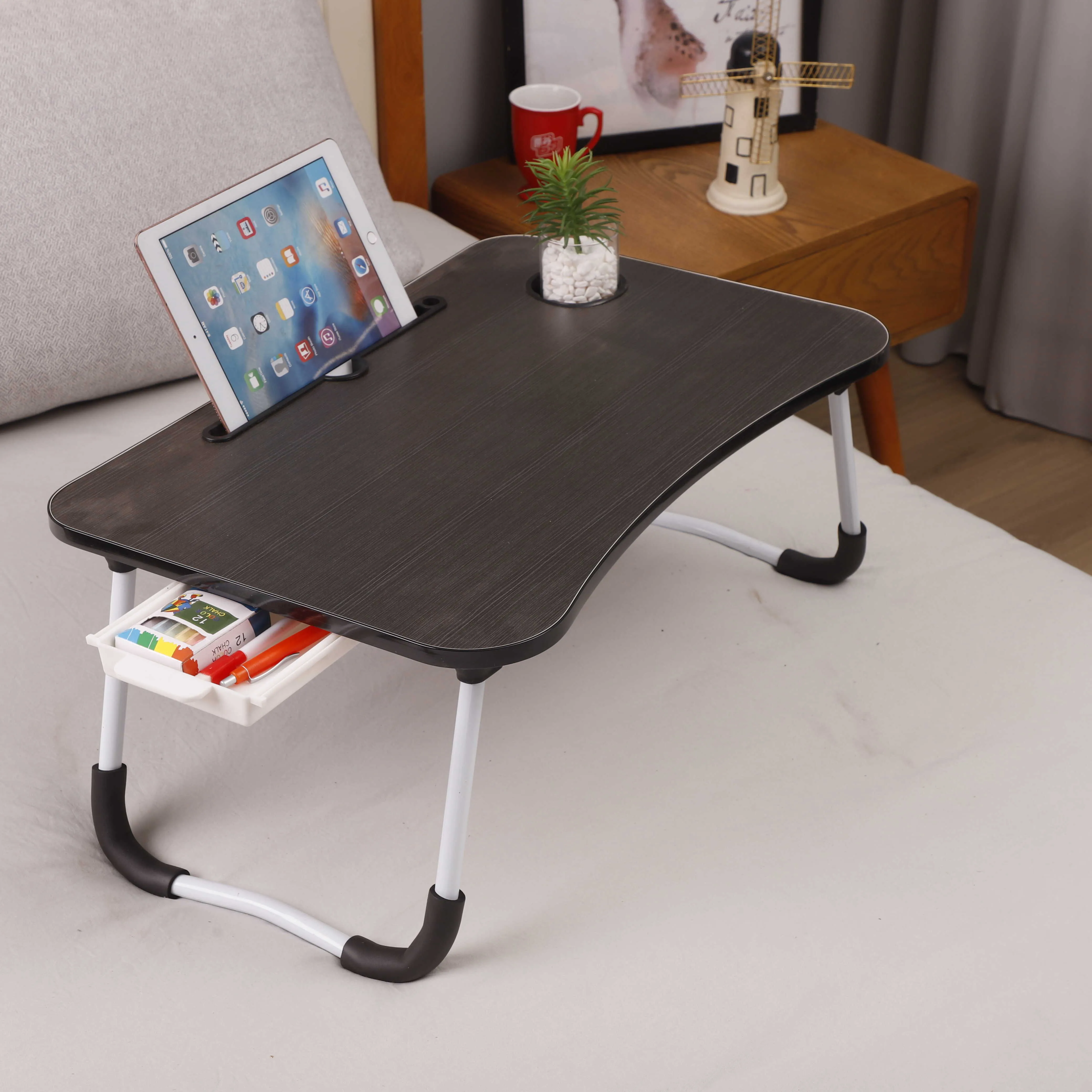 MDF Portable en bois prix pliable pliable mesa para portardil ordinateur réglable petit lit table d'ordinateur Portable