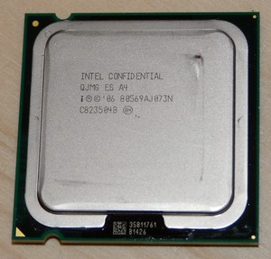 Intel Core 2 Quad Core Q9400 Core2 Quad Q9300 Q9400 500 500 q505 qq650 650 775 650-pin CPU işlemci masaüstü cpu - Product Image 2