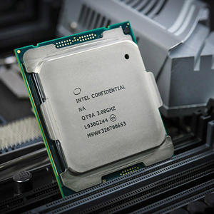 Intel Core i9 10980XE Procesador de CPU de treinta y seis hilos de dieciocho núcleos 165W 24,75 M socket 2066 LGA - Product Image 3