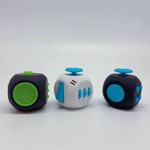 Низкая цена Непоседа шар паззл куб fidget cube фиджет-контроллер pad куб - Product Image 1