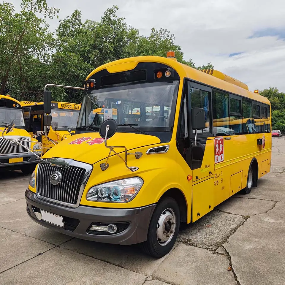Autobús escolar usado YuTong 34 asientos, autobús escolar amarillo
