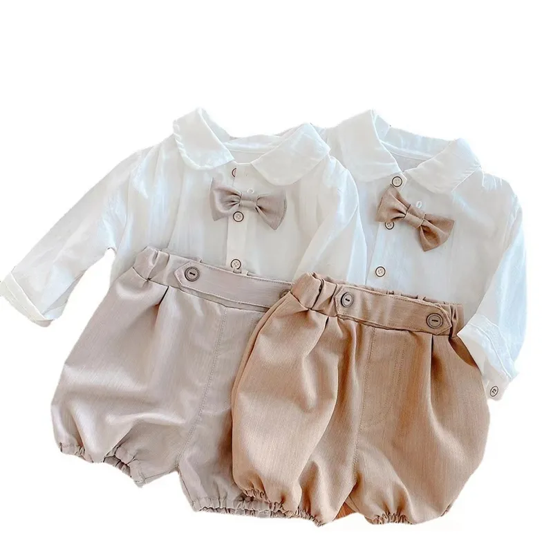 Set da gentiluomo per bambini 0-3 anni vestito primaverile pantaloncini da camicia in tinta unita per bambini set da due pezzi vestito da bambino per il primo anno