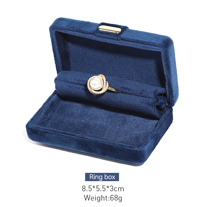 Bleu boîte à bagues